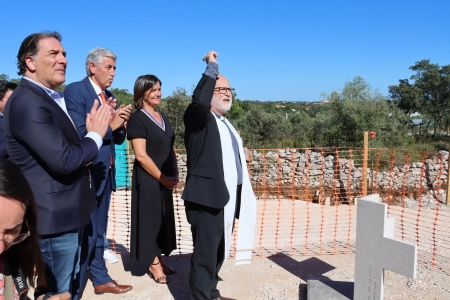 Fátima - Santa Casa da Misericórdia de Fátima-Ourém lançou a primeira pedra da nova Sede e Estrutura Residencial para Idosos